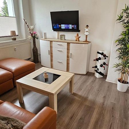 Private Ferienwohnung Seestadt Grossraeschen Extérieur photo